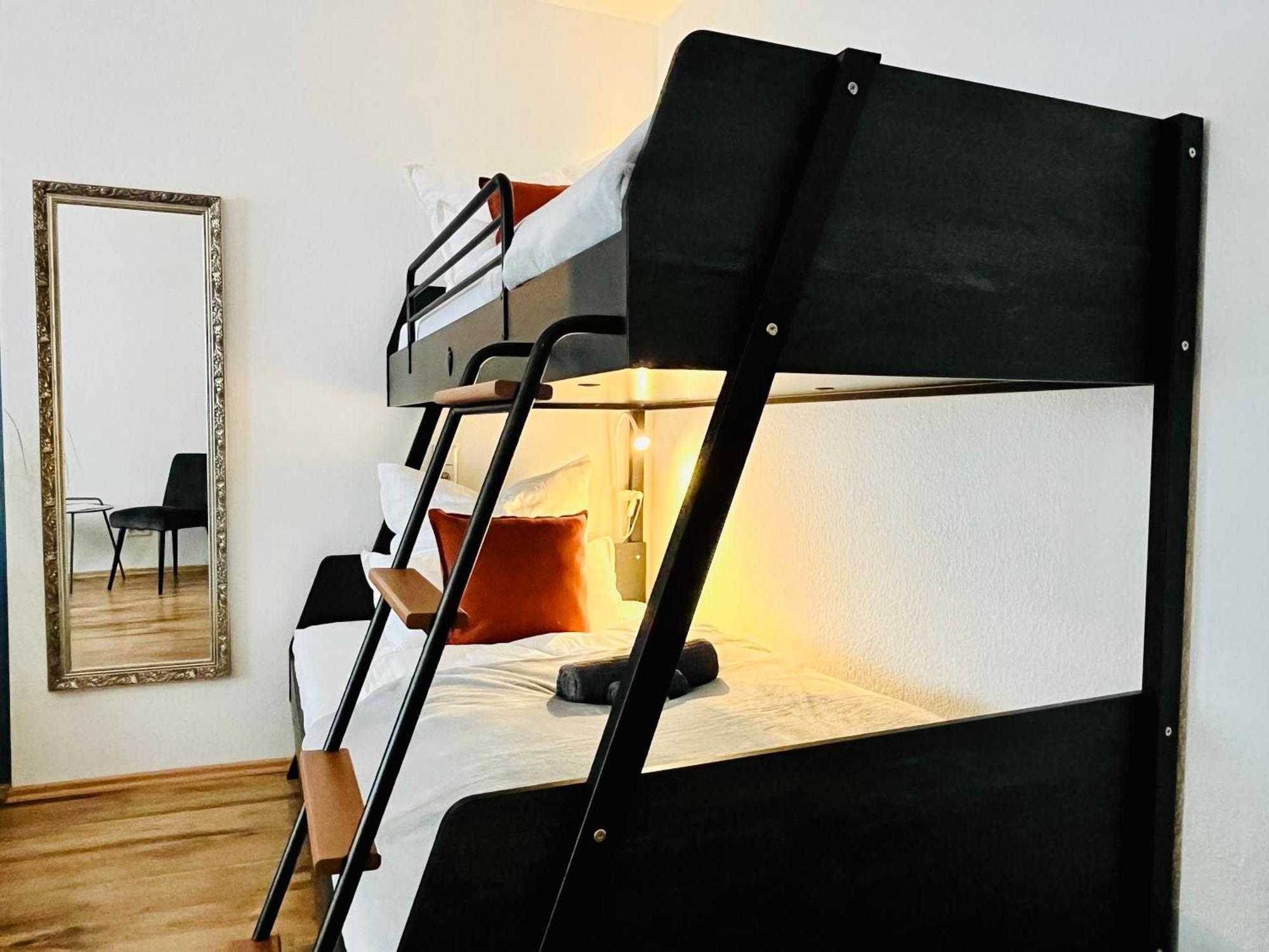 Aycatcherhomes - Top Lage I 4 Personen I Zentral I Altstadt Marburg I Naehe Fluss Lahn I Boutique Apartment Pera المظهر الخارجي الصورة