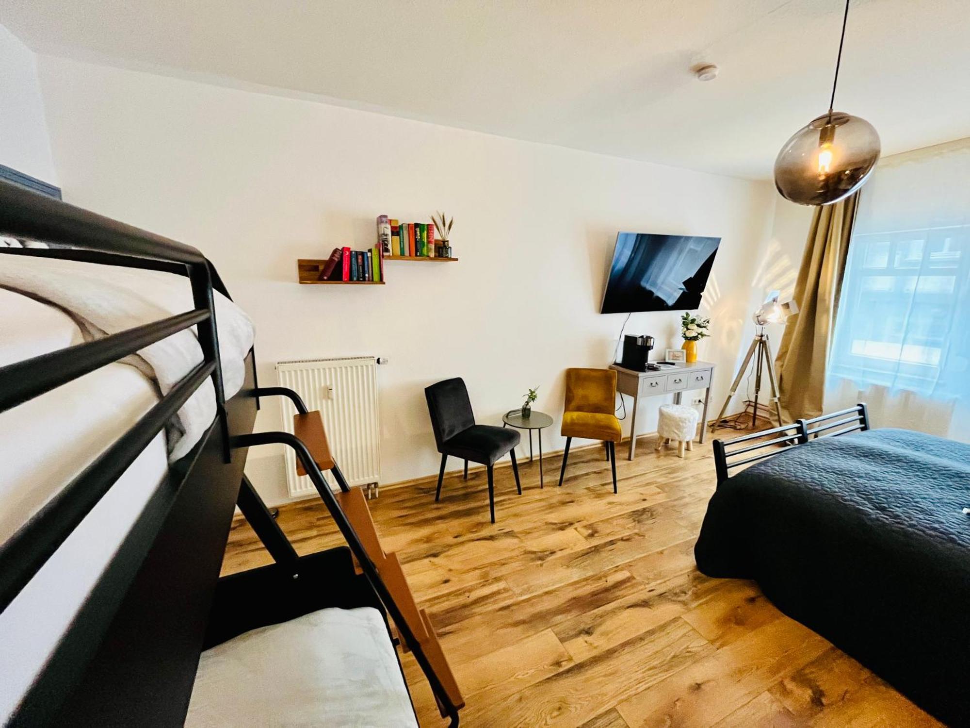 Aycatcherhomes - Top Lage I 4 Personen I Zentral I Altstadt Marburg I Naehe Fluss Lahn I Boutique Apartment Pera المظهر الخارجي الصورة