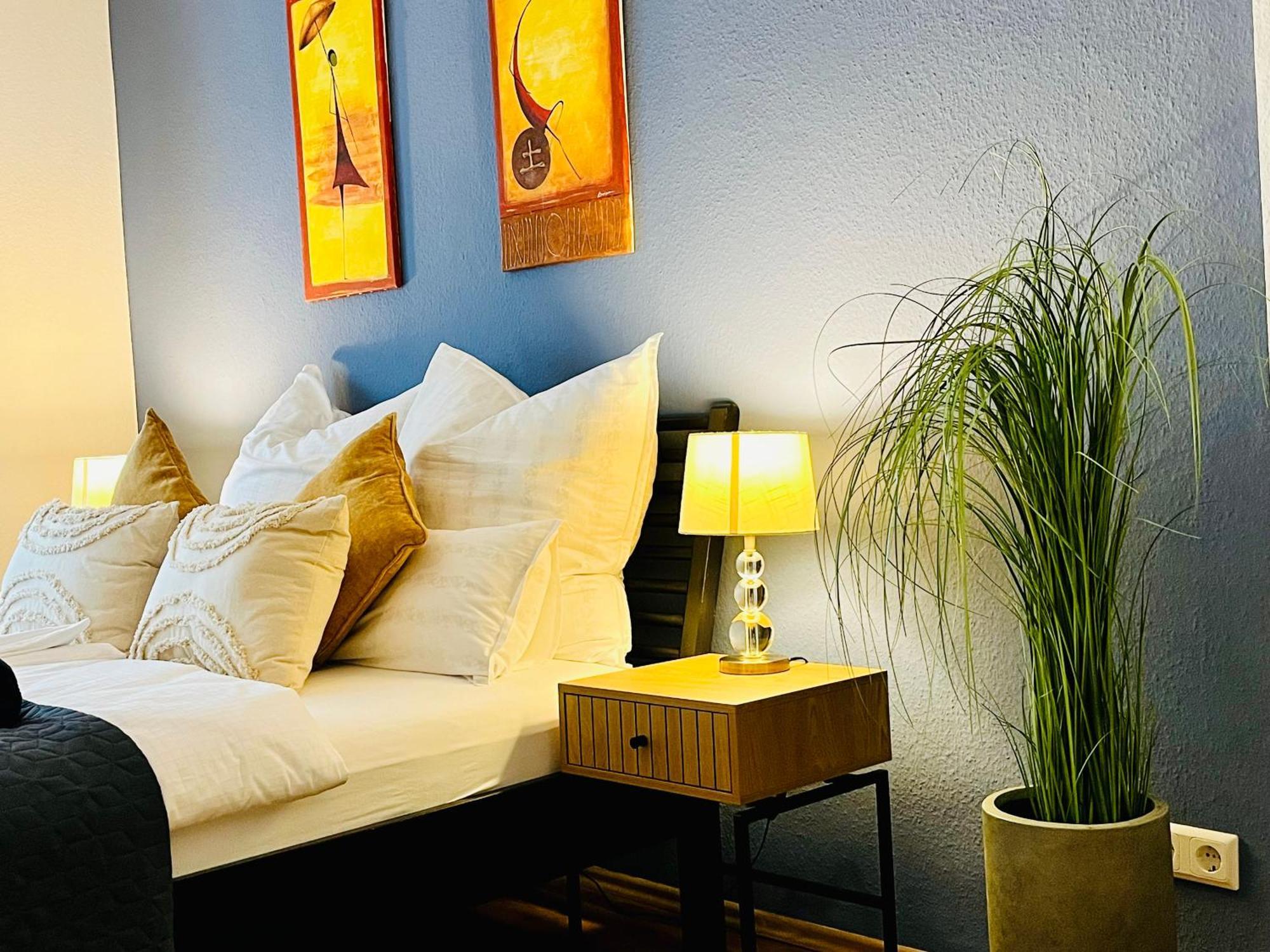 Aycatcherhomes - Top Lage I 4 Personen I Zentral I Altstadt Marburg I Naehe Fluss Lahn I Boutique Apartment Pera المظهر الخارجي الصورة