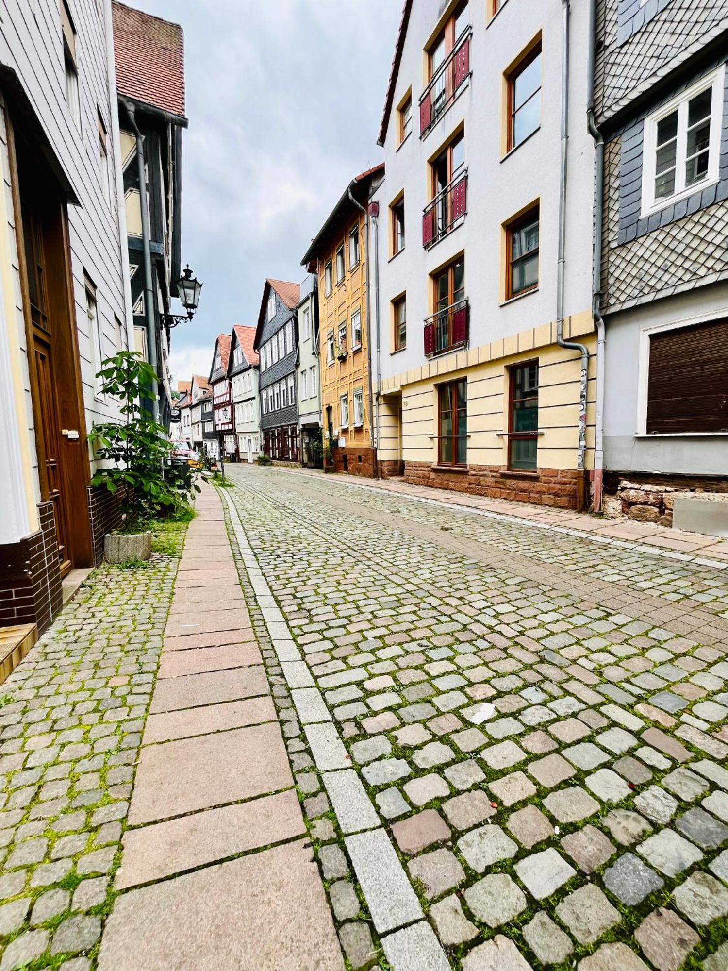 Aycatcherhomes - Top Lage I 4 Personen I Zentral I Altstadt Marburg I Naehe Fluss Lahn I Boutique Apartment Pera المظهر الخارجي الصورة