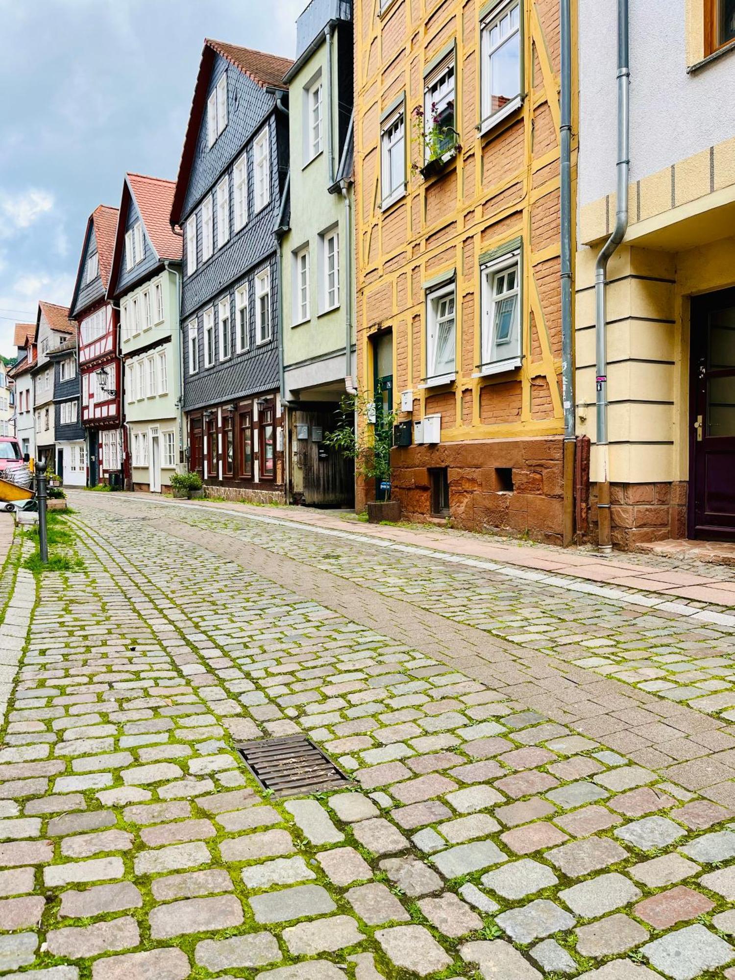 Aycatcherhomes - Top Lage I 4 Personen I Zentral I Altstadt Marburg I Naehe Fluss Lahn I Boutique Apartment Pera المظهر الخارجي الصورة