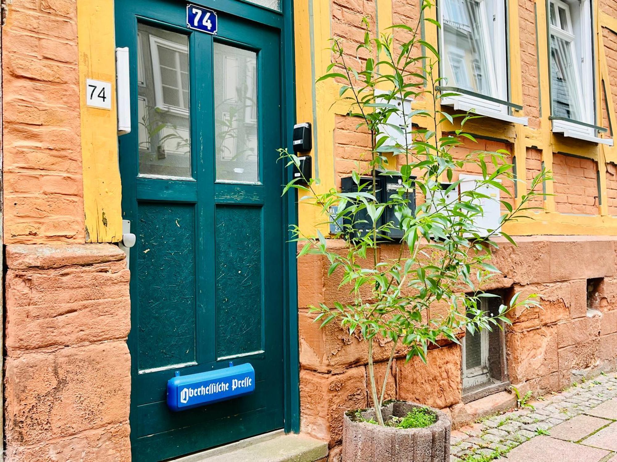 Aycatcherhomes - Top Lage I 4 Personen I Zentral I Altstadt Marburg I Naehe Fluss Lahn I Boutique Apartment Pera المظهر الخارجي الصورة